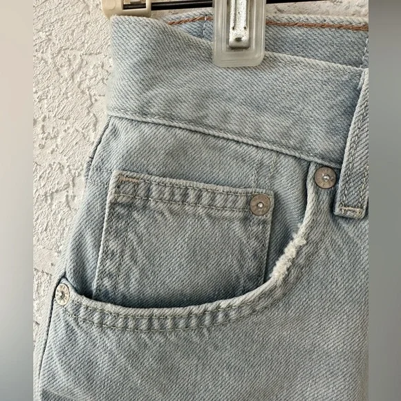 Free People NWOT We The Free Ivy Mid Rise Short Size 27 Light Blue - Picture 6 of 13